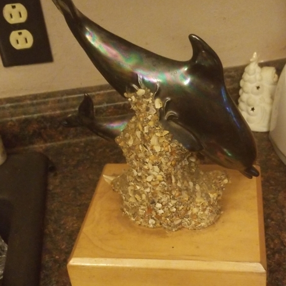 Dolphins statute - Picture 2 of 2